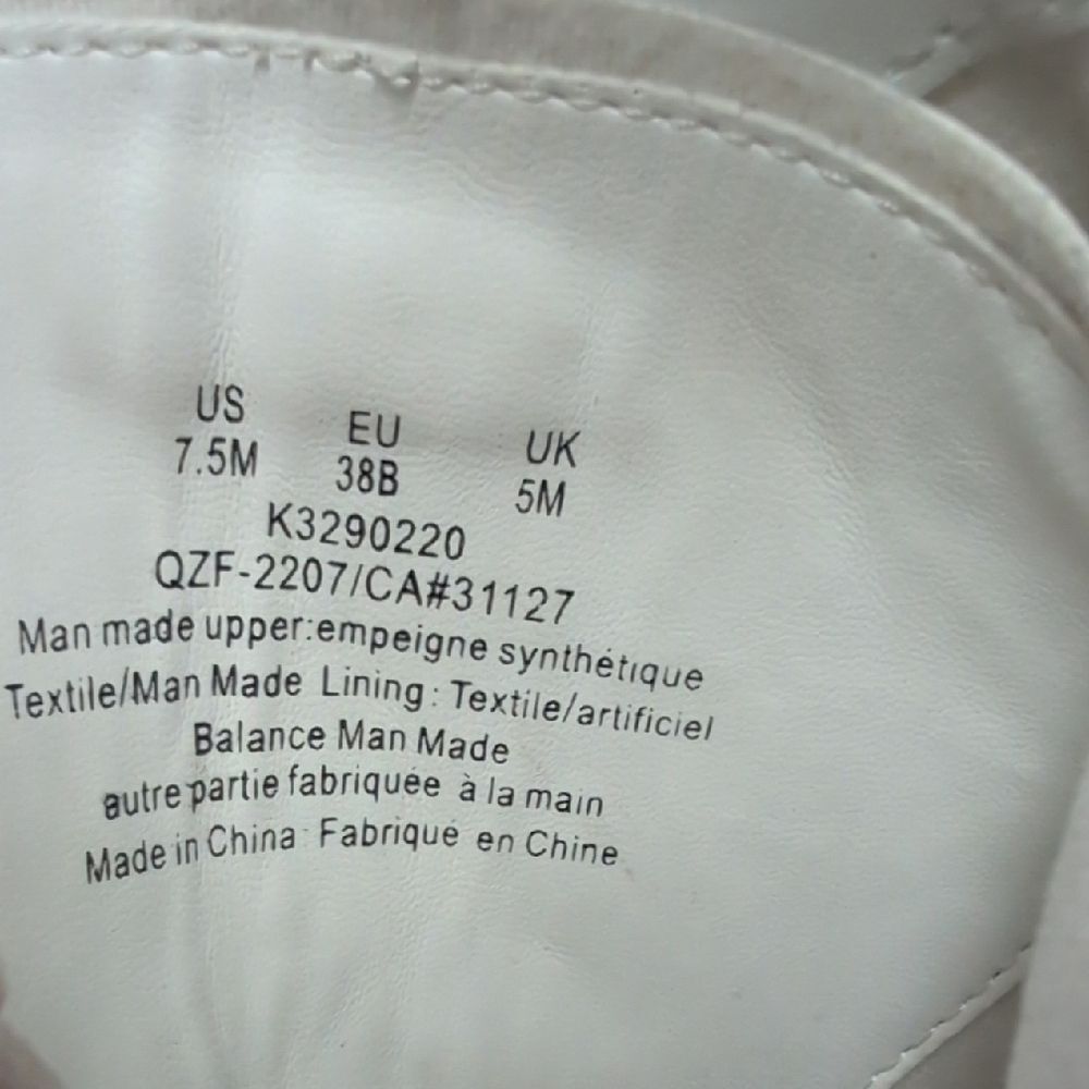 DKNY Malaya White Iridescent Fashion Lace-Up Combat Boots Side Zipper Size 7.5M - Picture 8 of 8